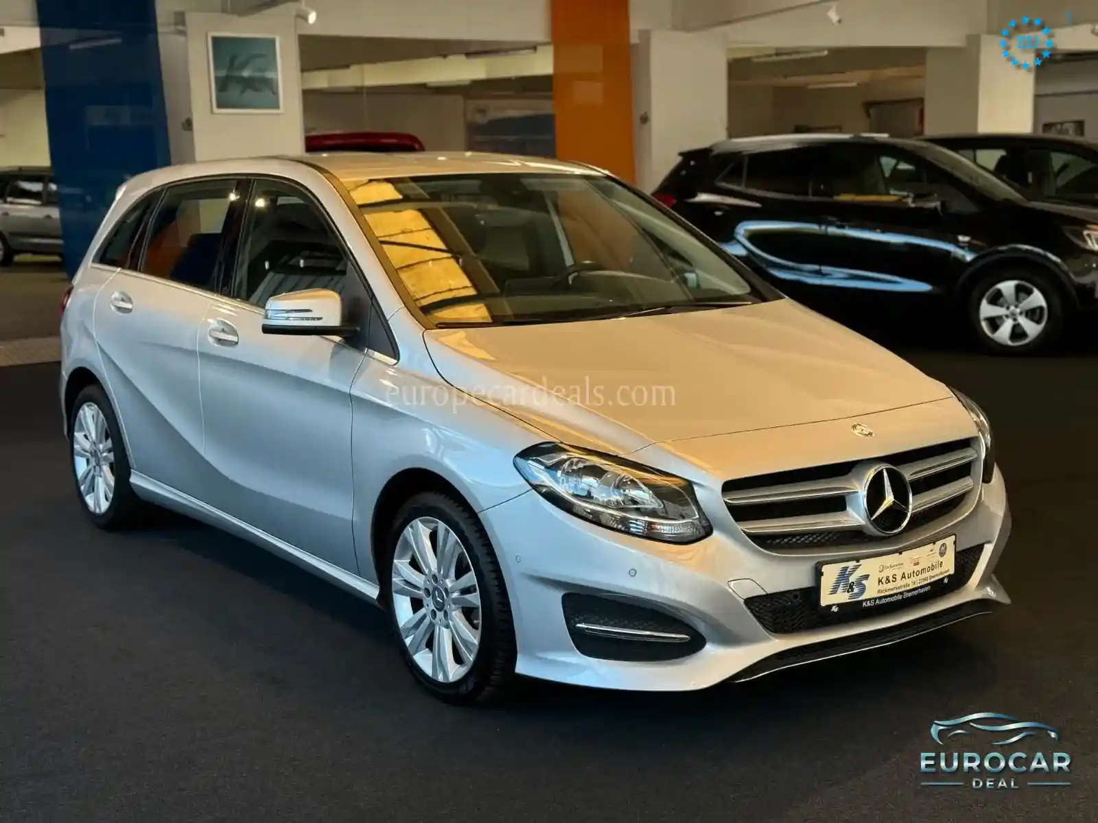 Mercedes-Benz B 180