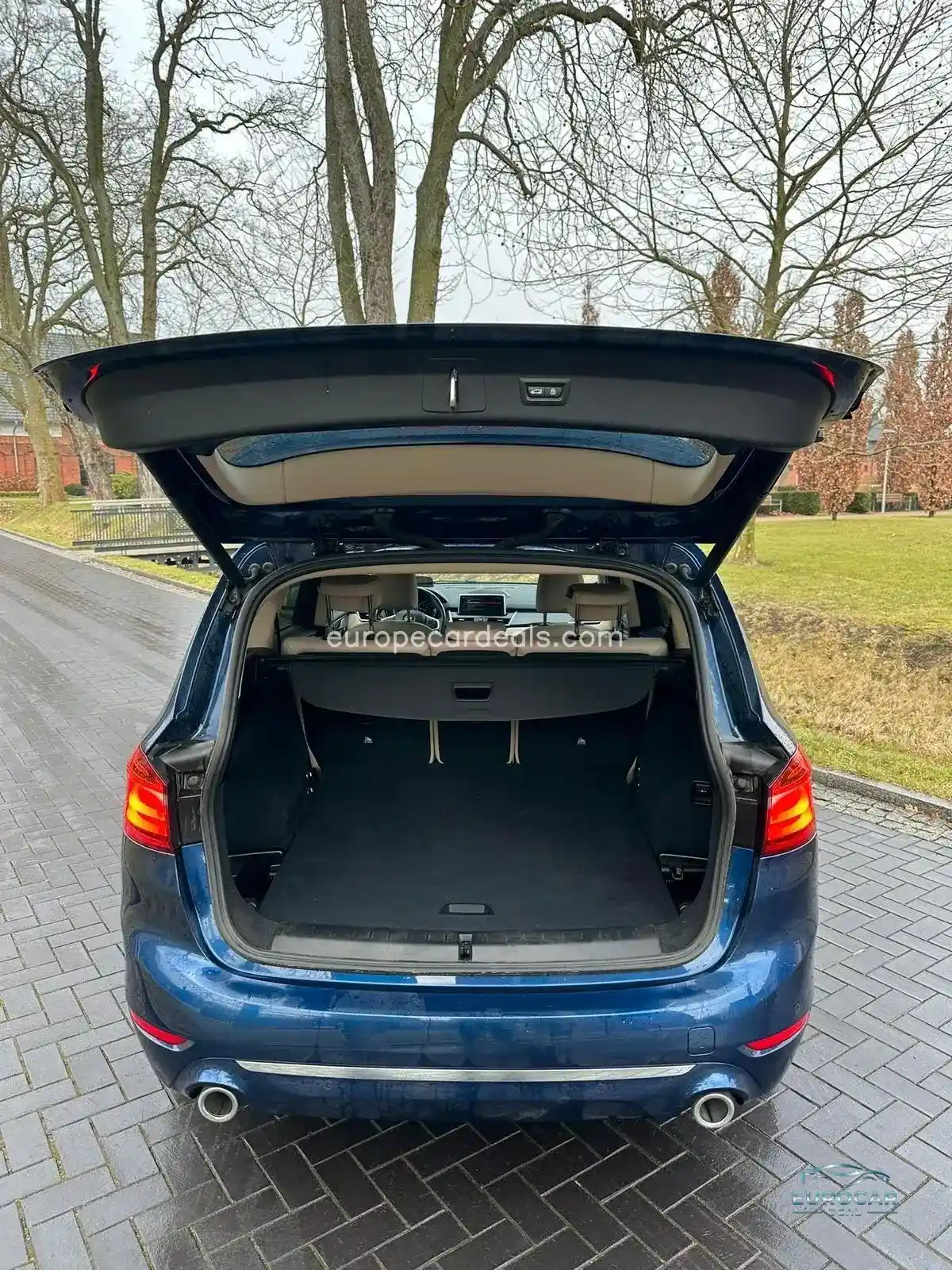 BMW 220