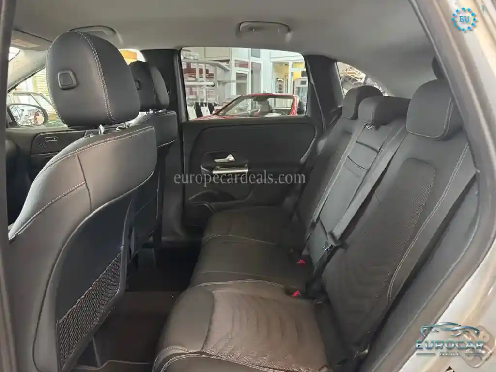 Mercedes-Benz B 220
