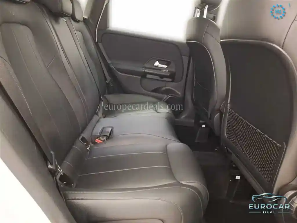 Mercedes-Benz B 220