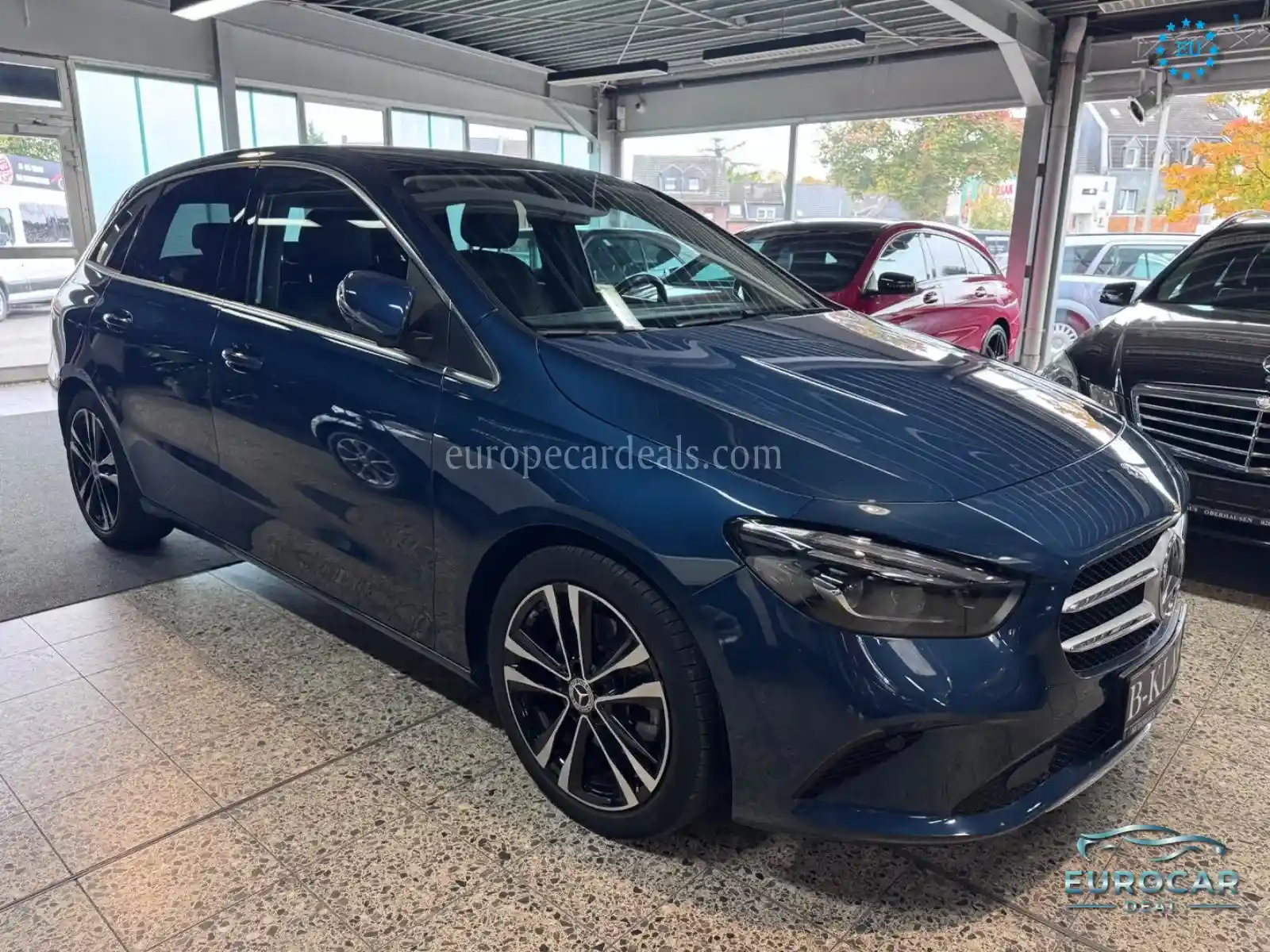 Mercedes-Benz B 220