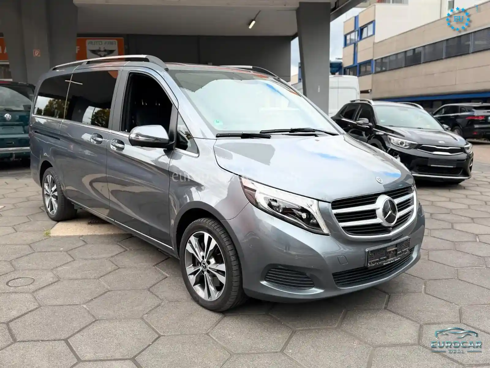 Mercedes-Benz V 250