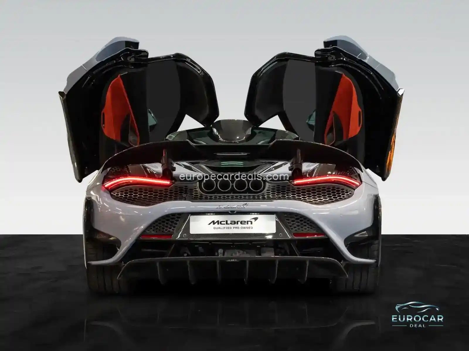 McLaren 765LT