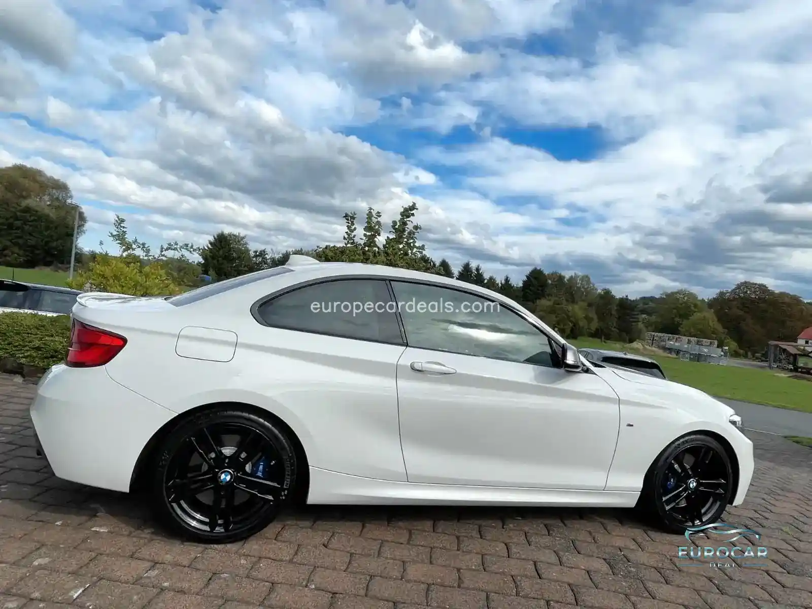BMW M240i