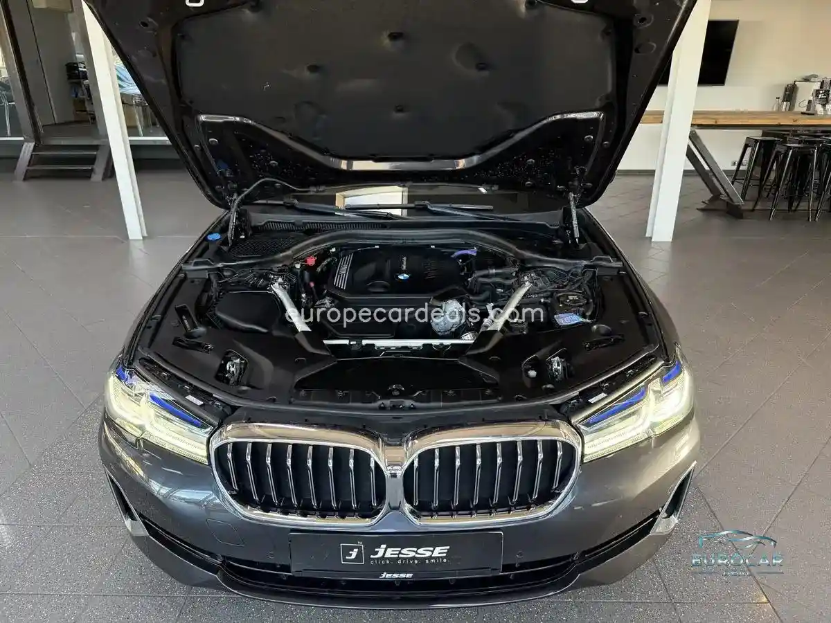 BMW 520