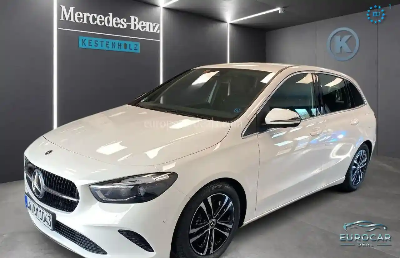 Mercedes-Benz B 180