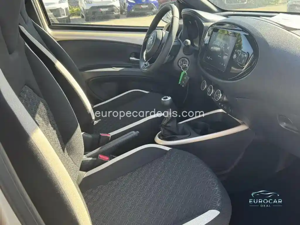 Toyota Aygo (X)