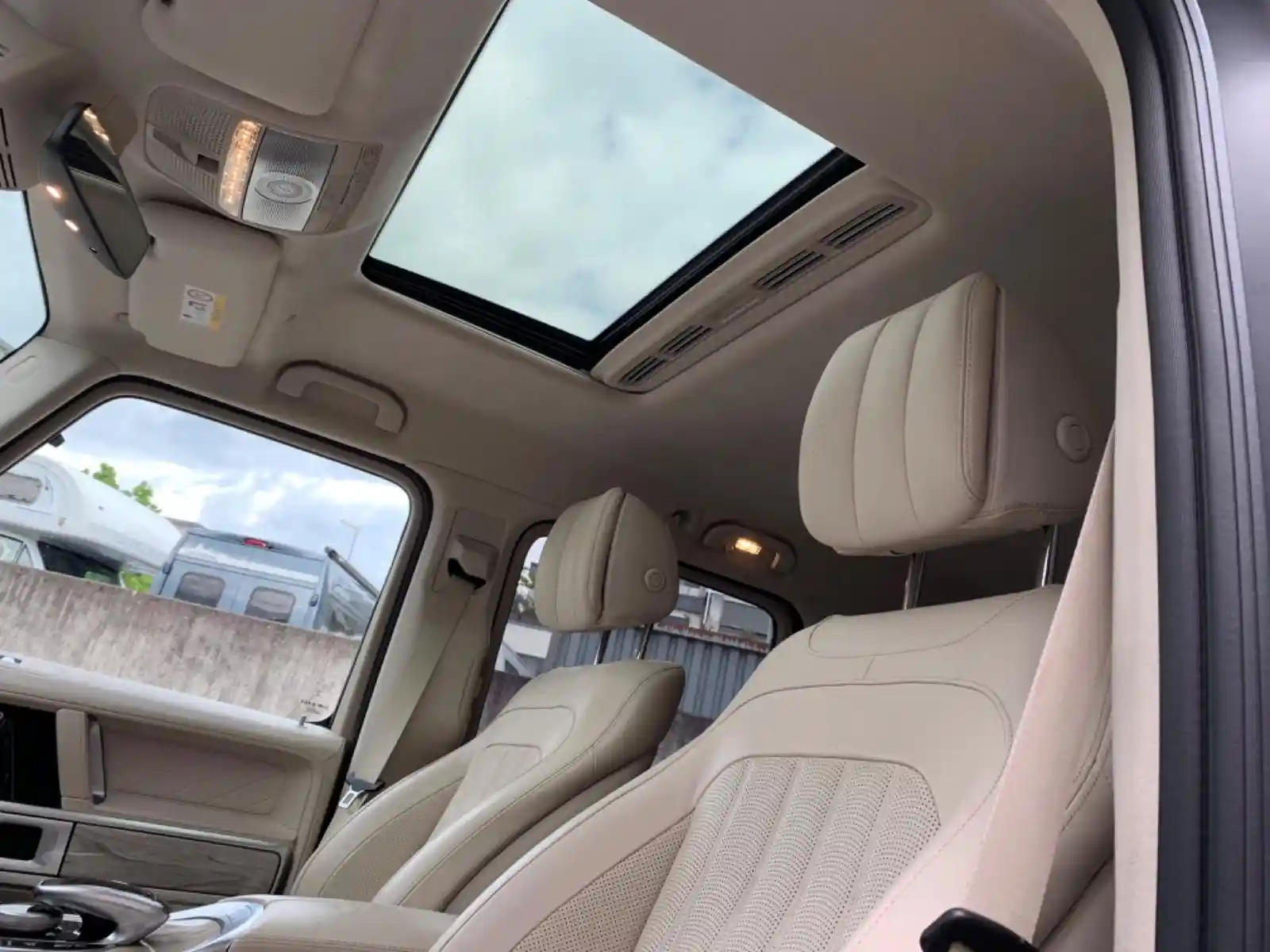 Mercedes-Benz G 500