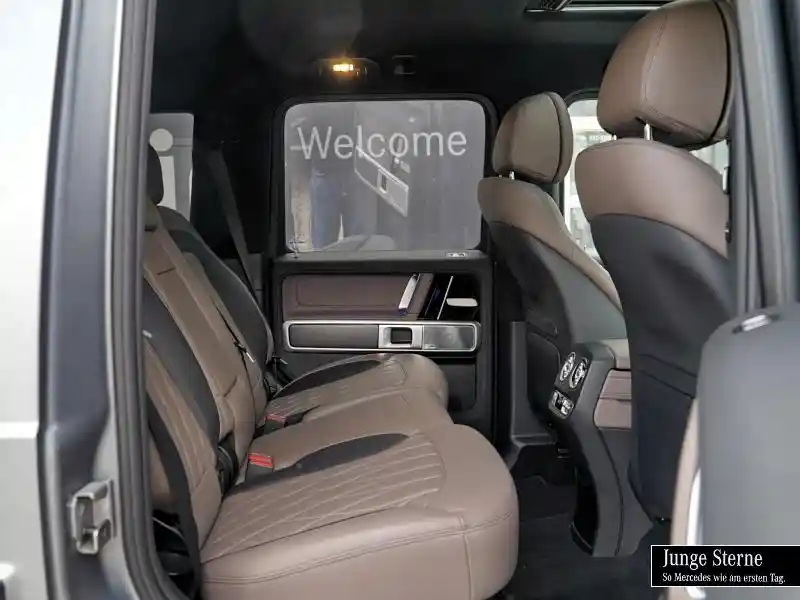 Mercedes-Benz G 500