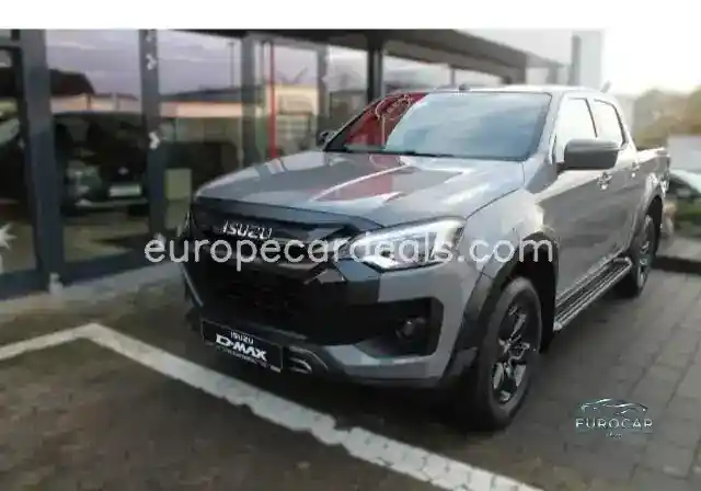 4×4 Double Cab V-CROSS Automatik