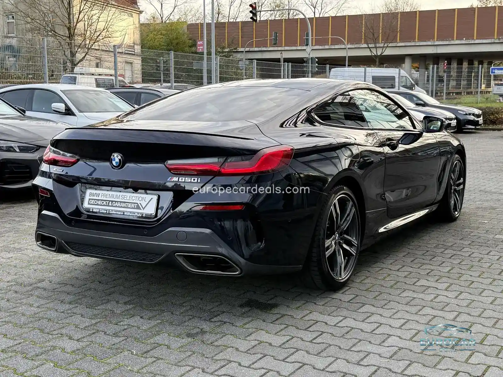 BMW M850