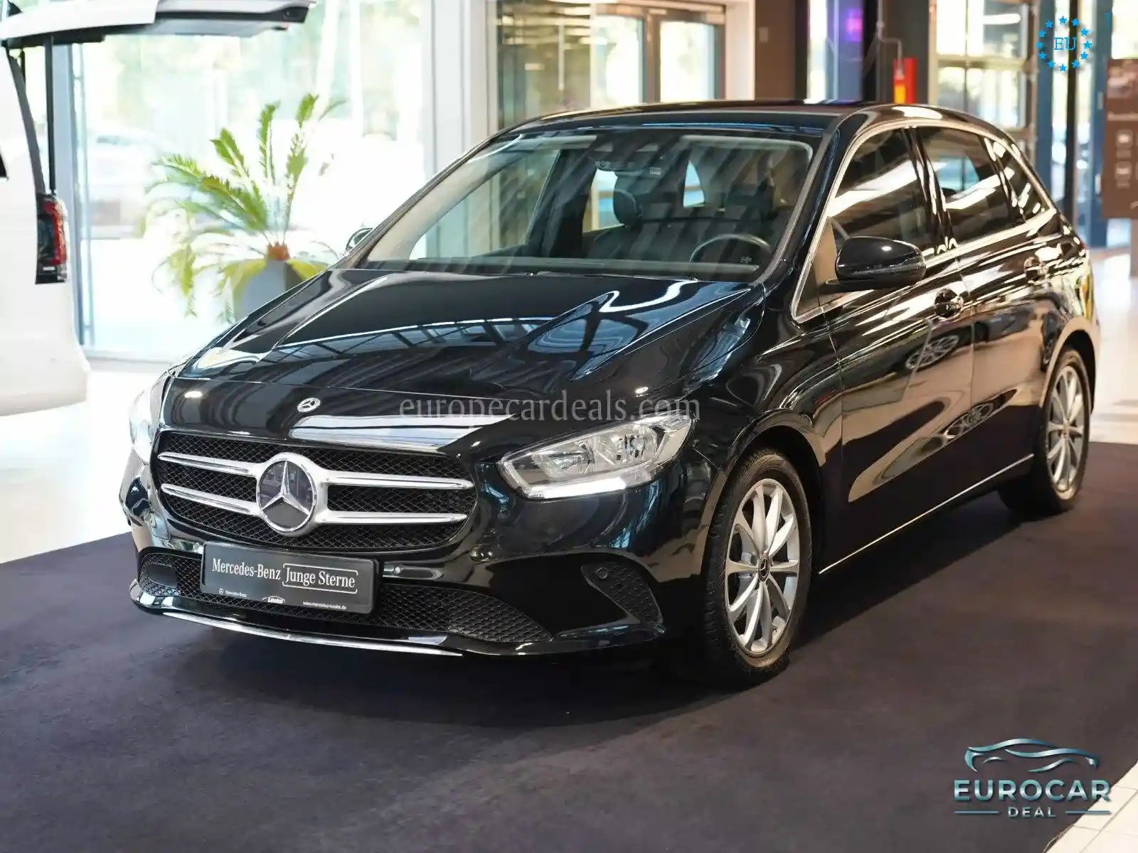 Mercedes-Benz B 180