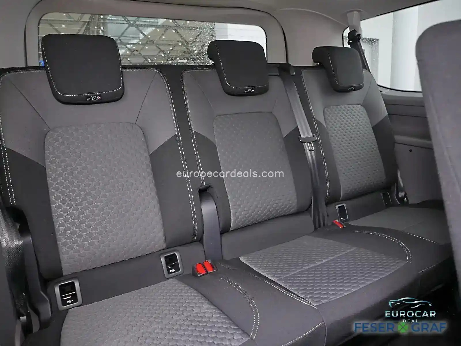 Volkswagen T7 Caravelle