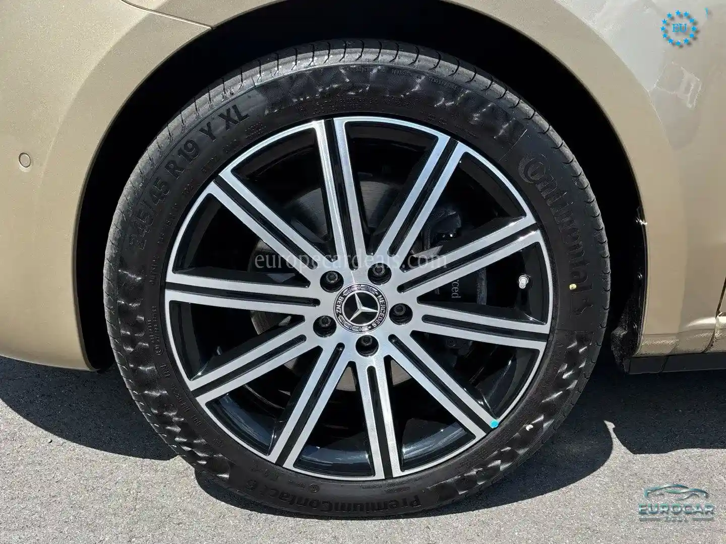 Mercedes-Benz V 250