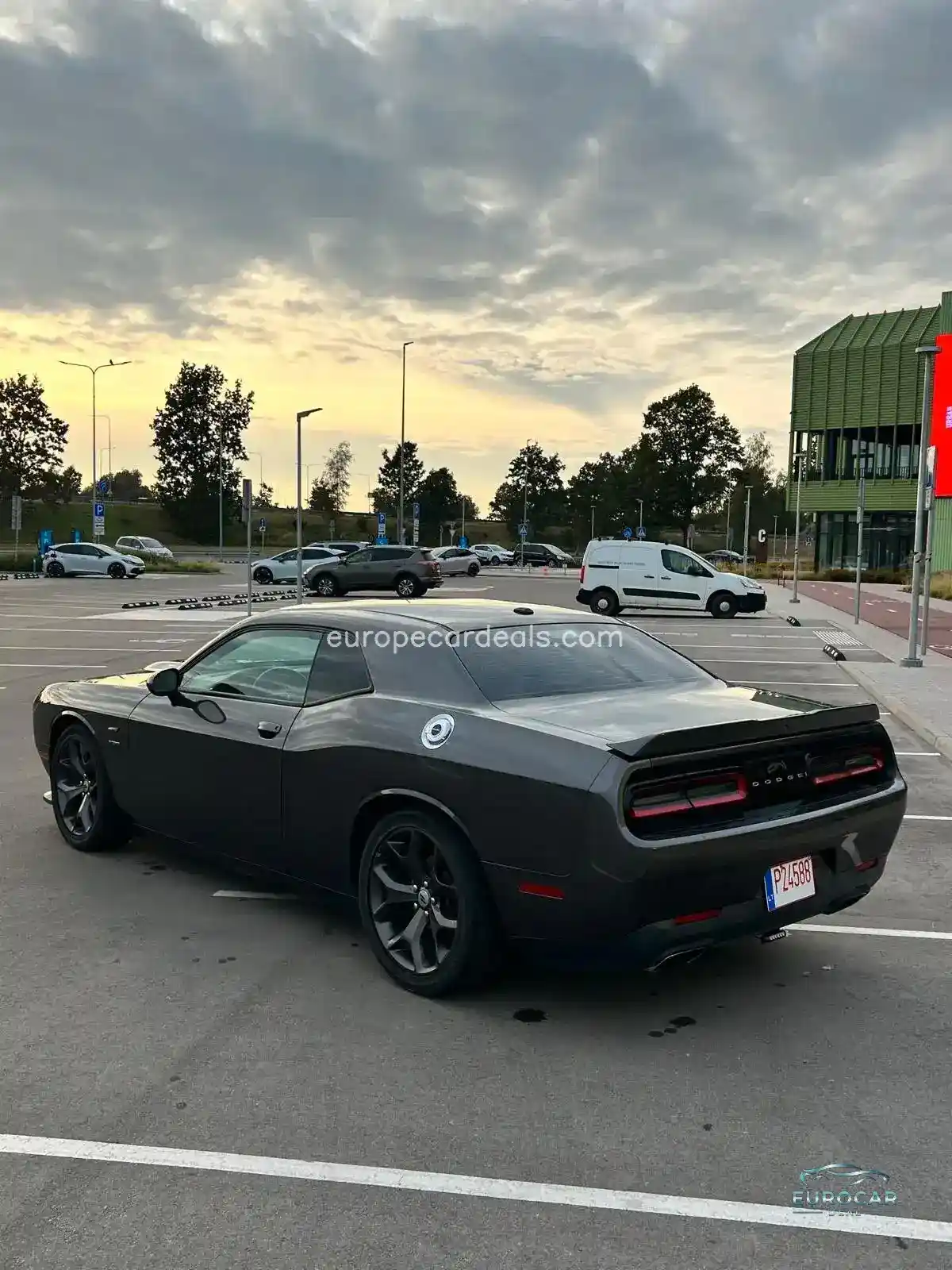 Dodge Challenger