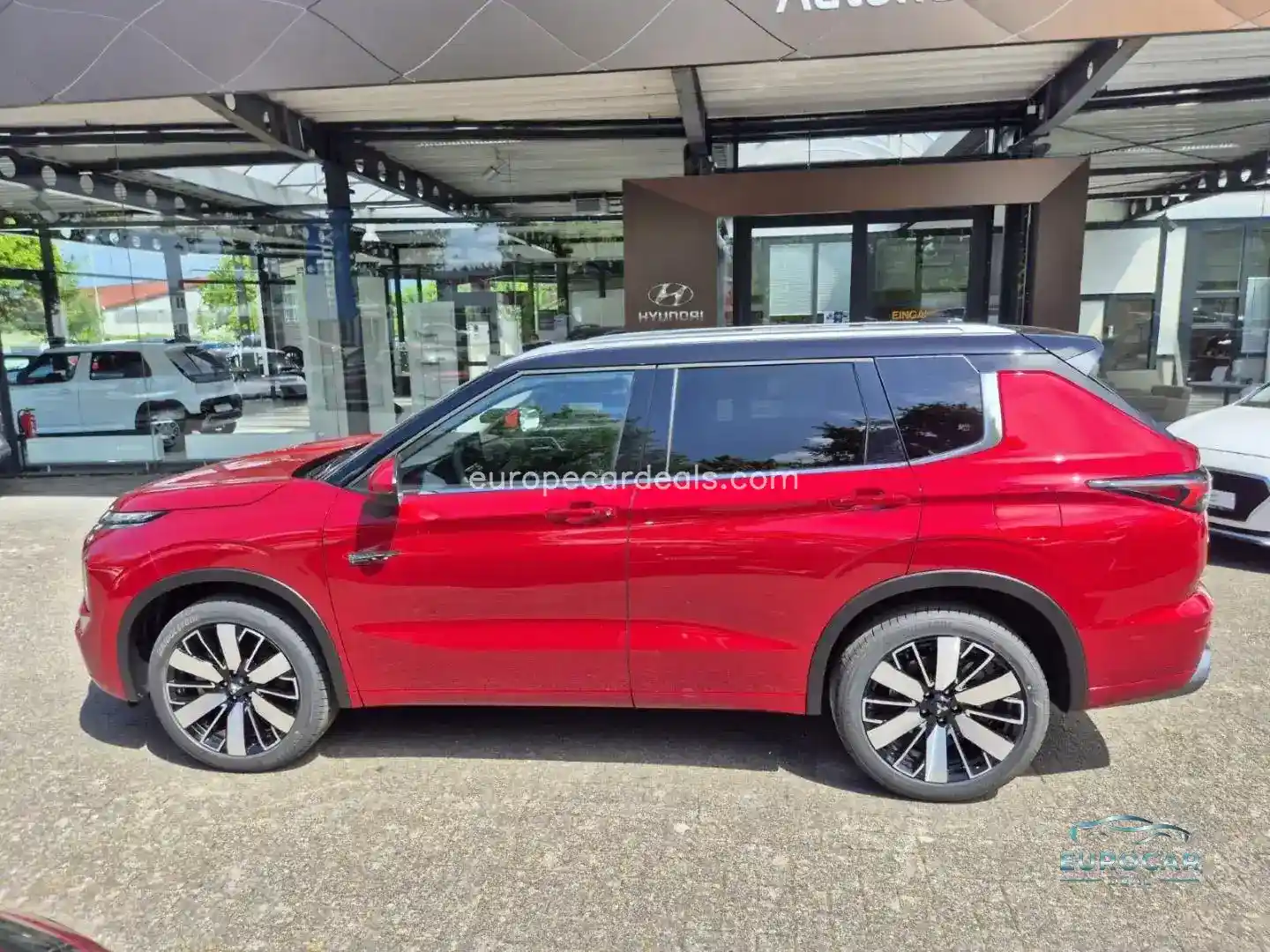 Mitsubishi Plug-in Hybrid Outlander