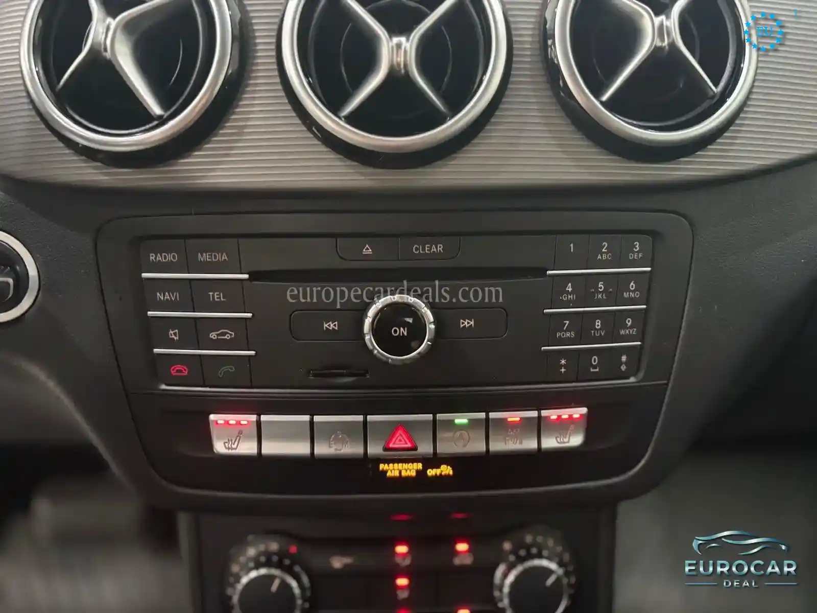 Mercedes-Benz B 180