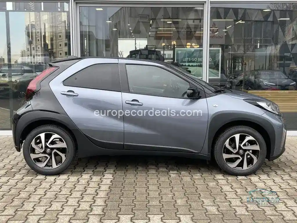 Toyota Aygo (X)
