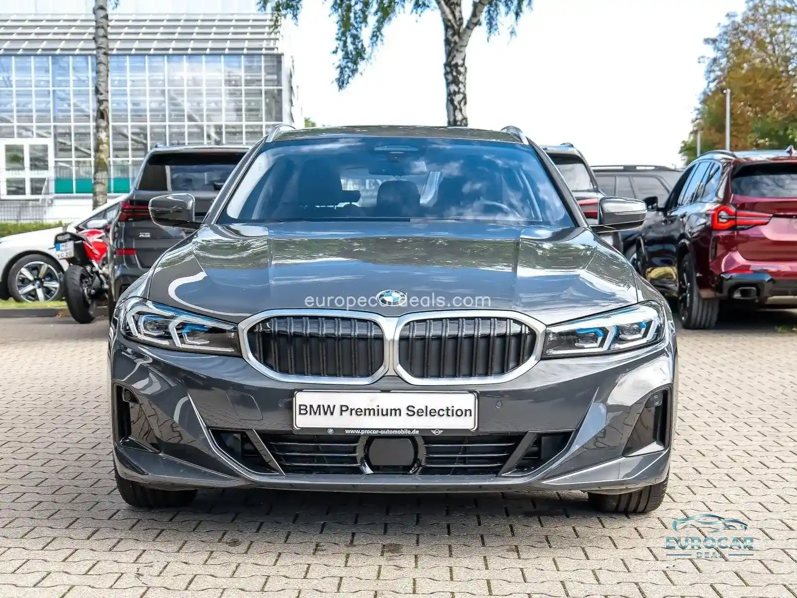 BMW 330