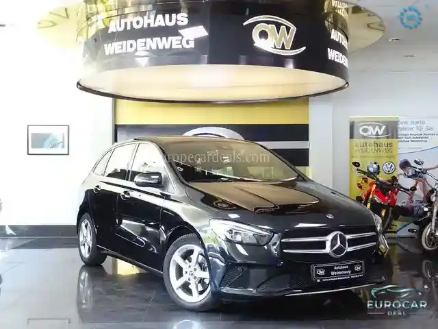 Mercedes-Benz B 200