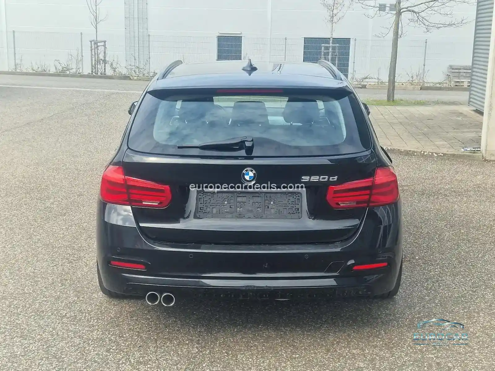 BMW 320