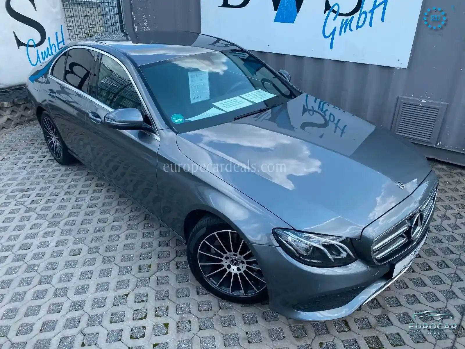 Mercedes-Benz E 200
