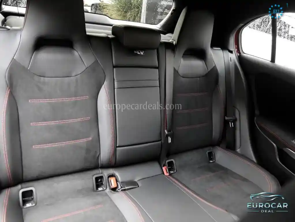 Mercedes-Benz A 220