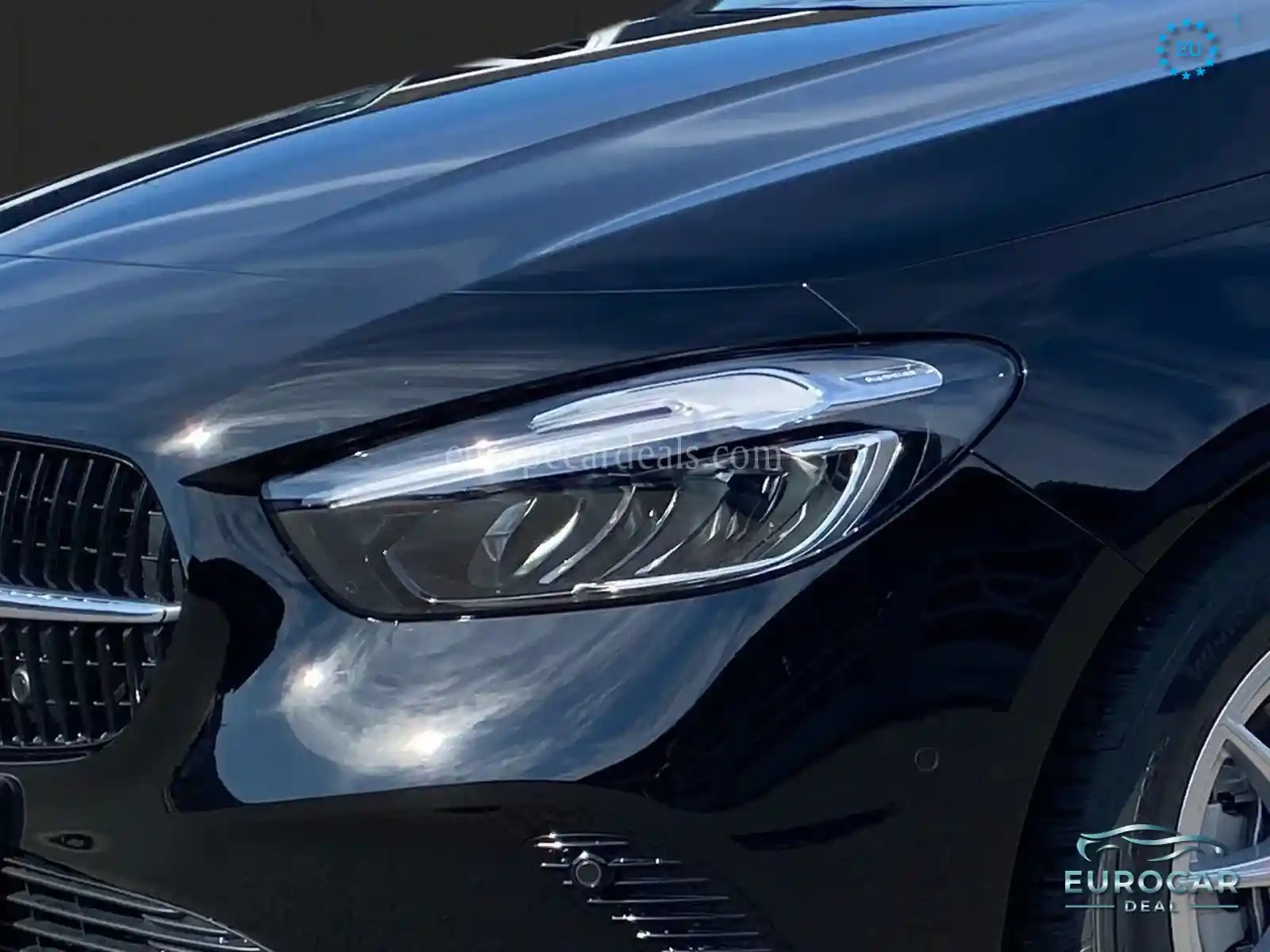 Mercedes-Benz B 180