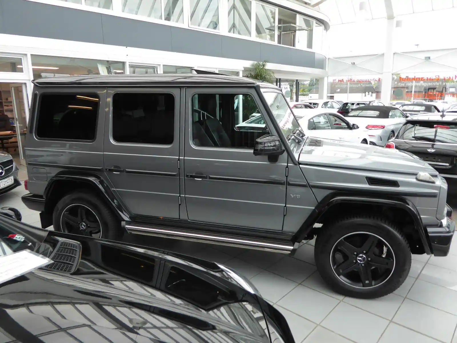 Mercedes-Benz G 500