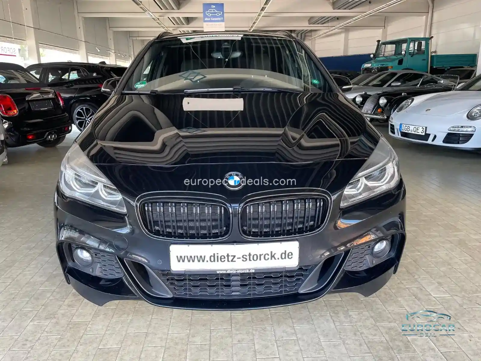 BMW 218