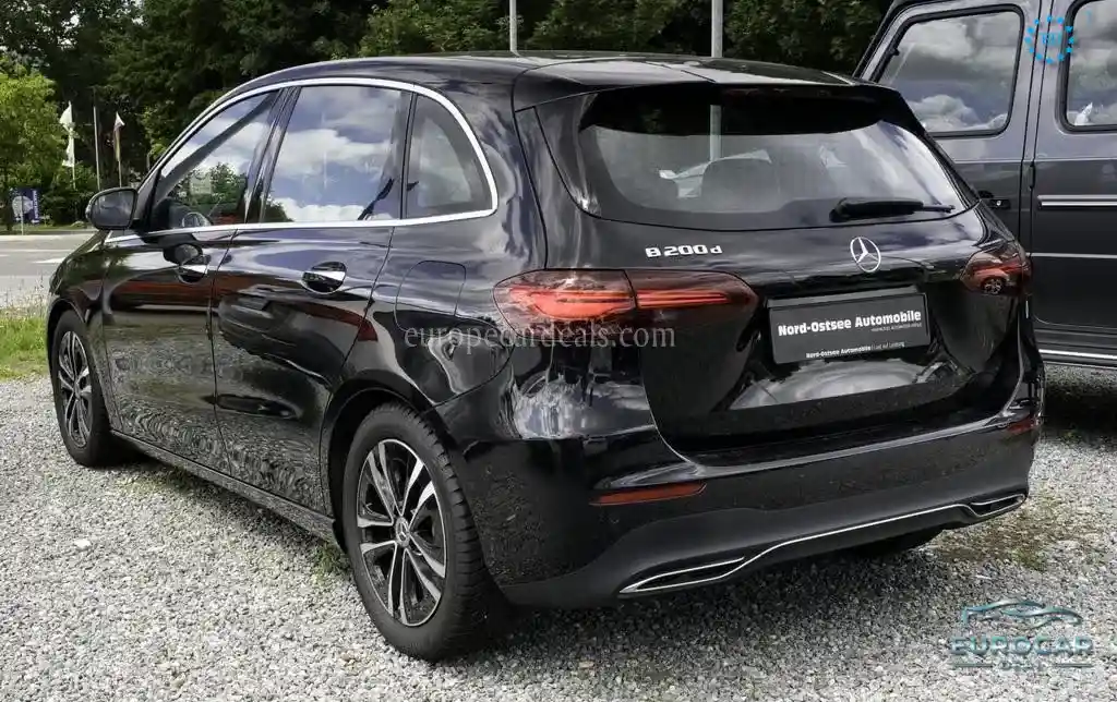 Mercedes-Benz B 200