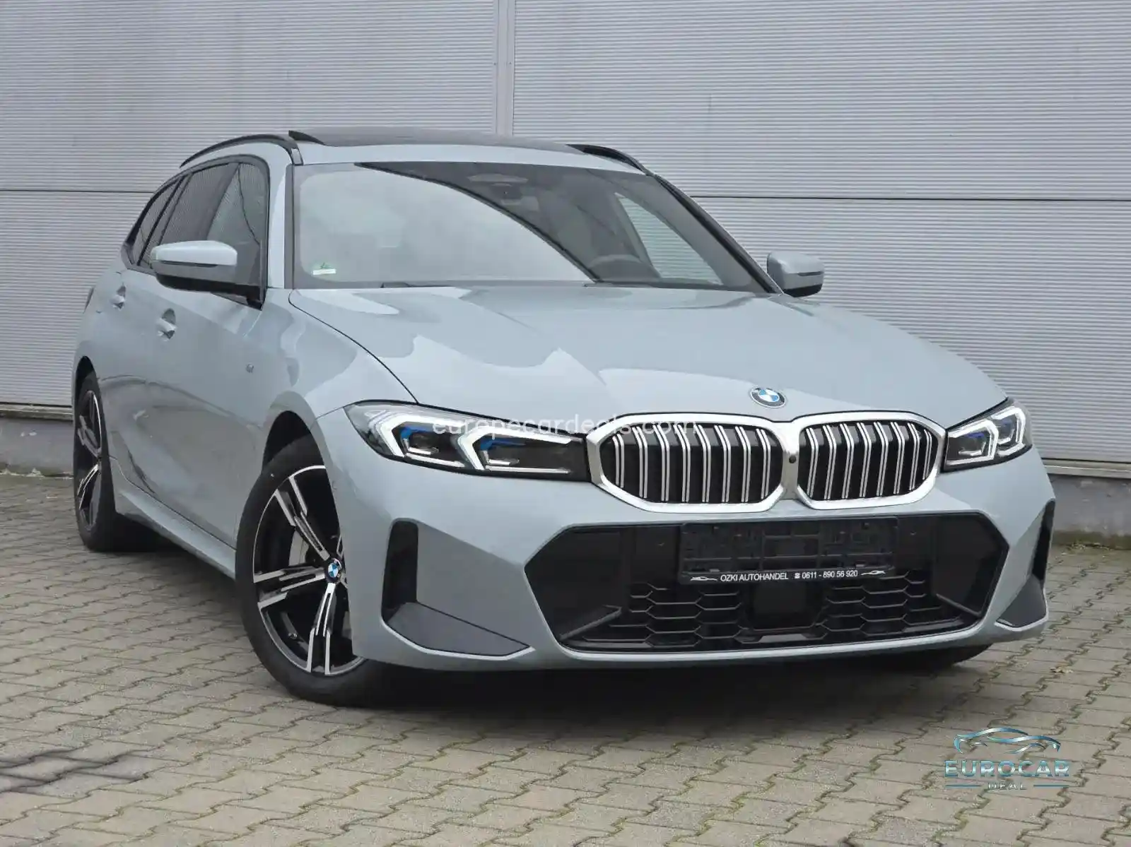 BMW 330