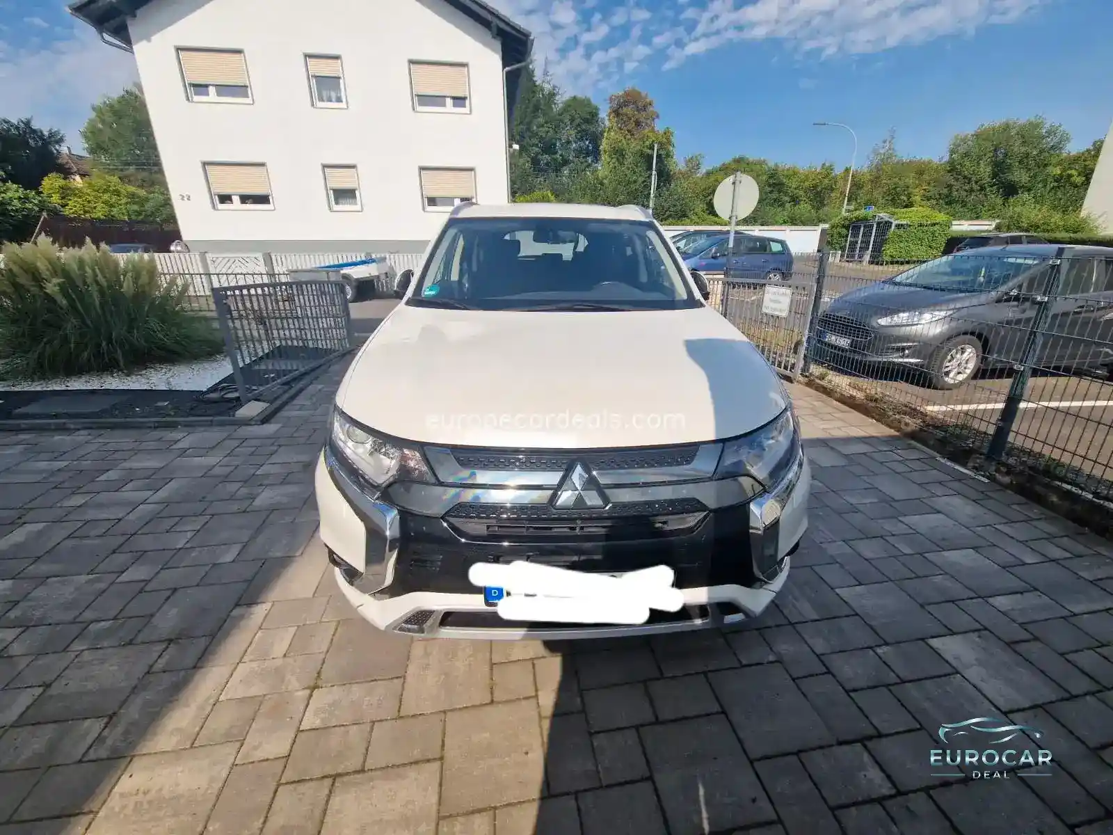 Mitsubishi Plug-in Hybrid Outlander