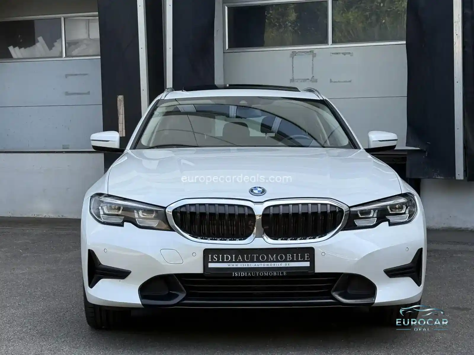BMW 330