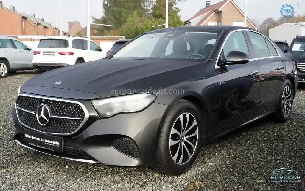 Mercedes-Benz E 220