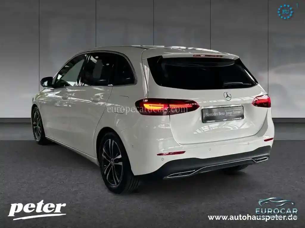 Mercedes-Benz B 200