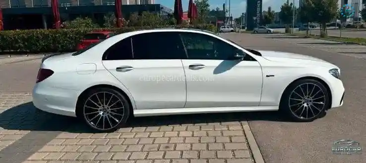 Mercedes-Benz E 250