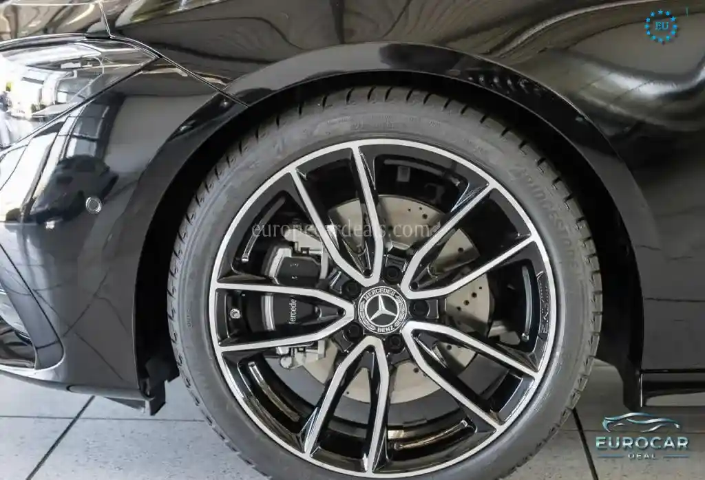 Mercedes-Benz CLA 220