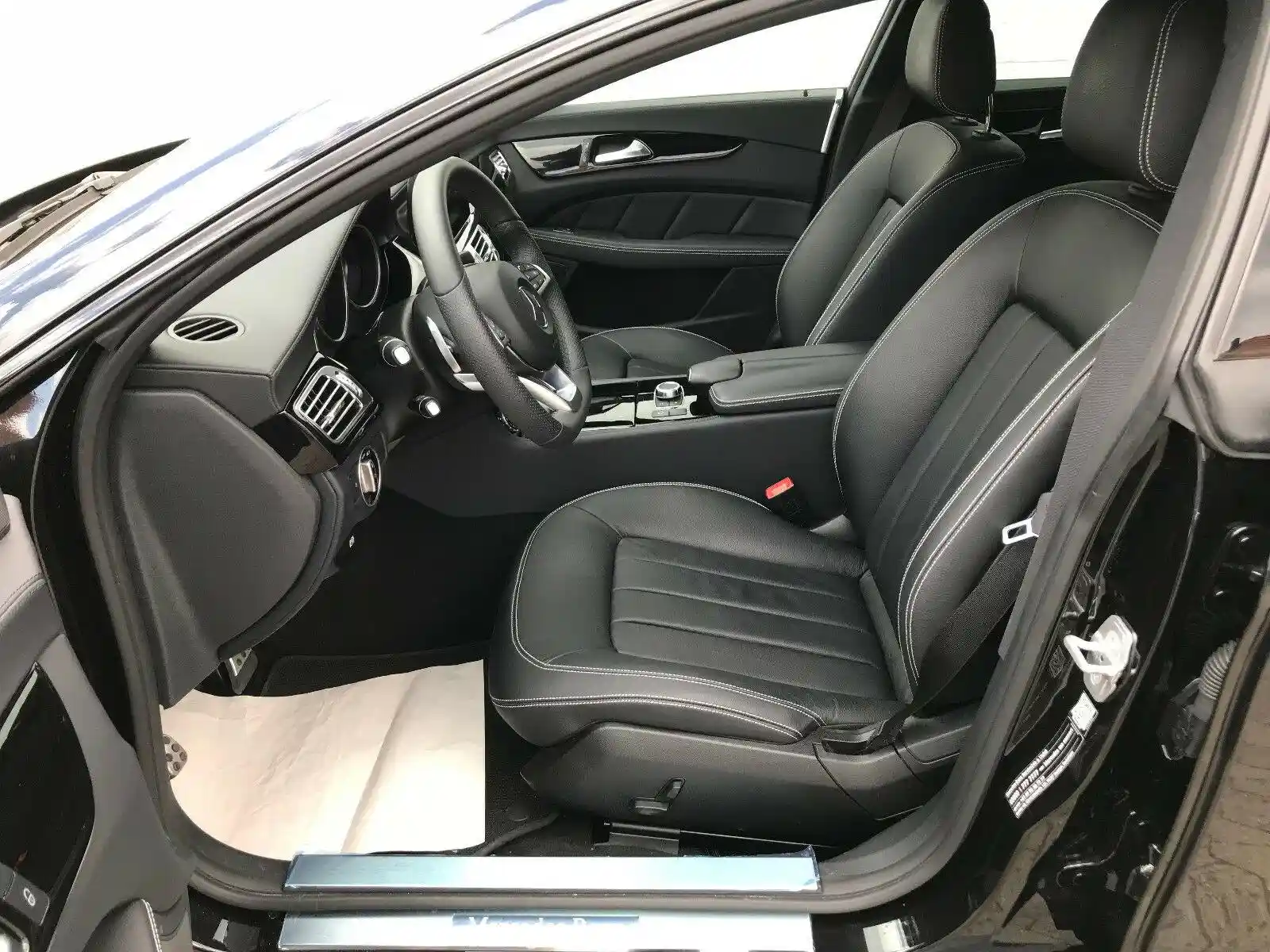 Mercedes-Benz CLS 220