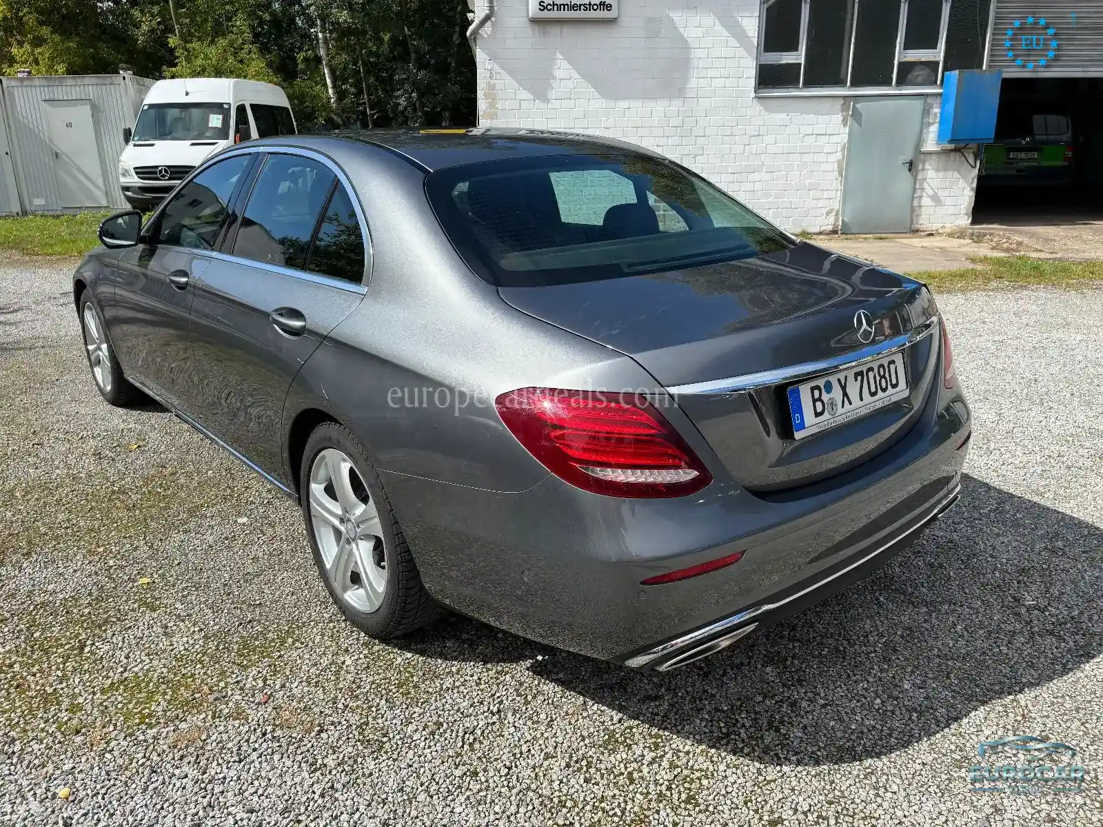 Mercedes-Benz E 200