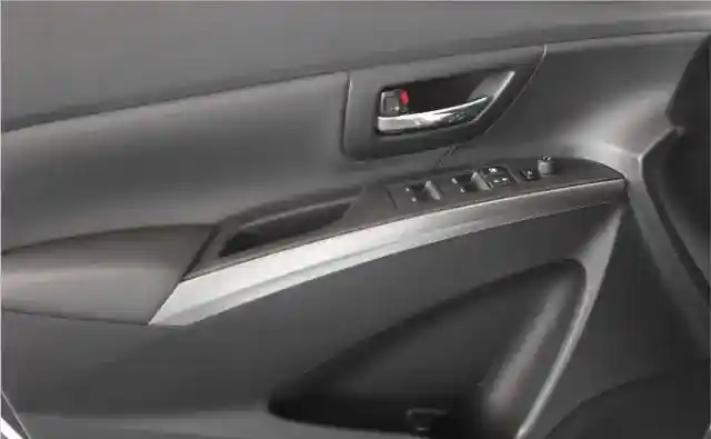 Suzuki (SX4) S-Cross