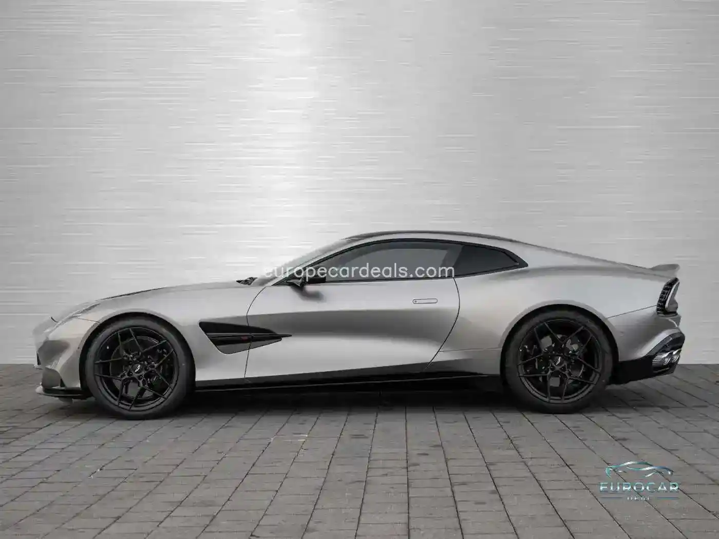 Aston Martin Vanquish