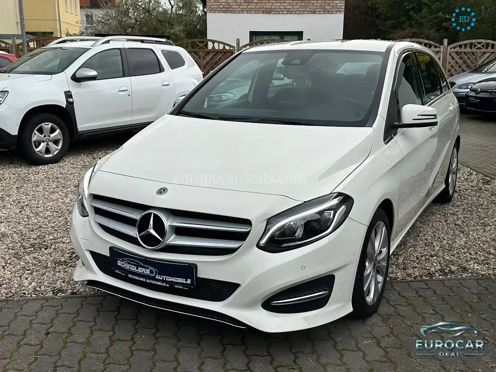 Mercedes-Benz B 180