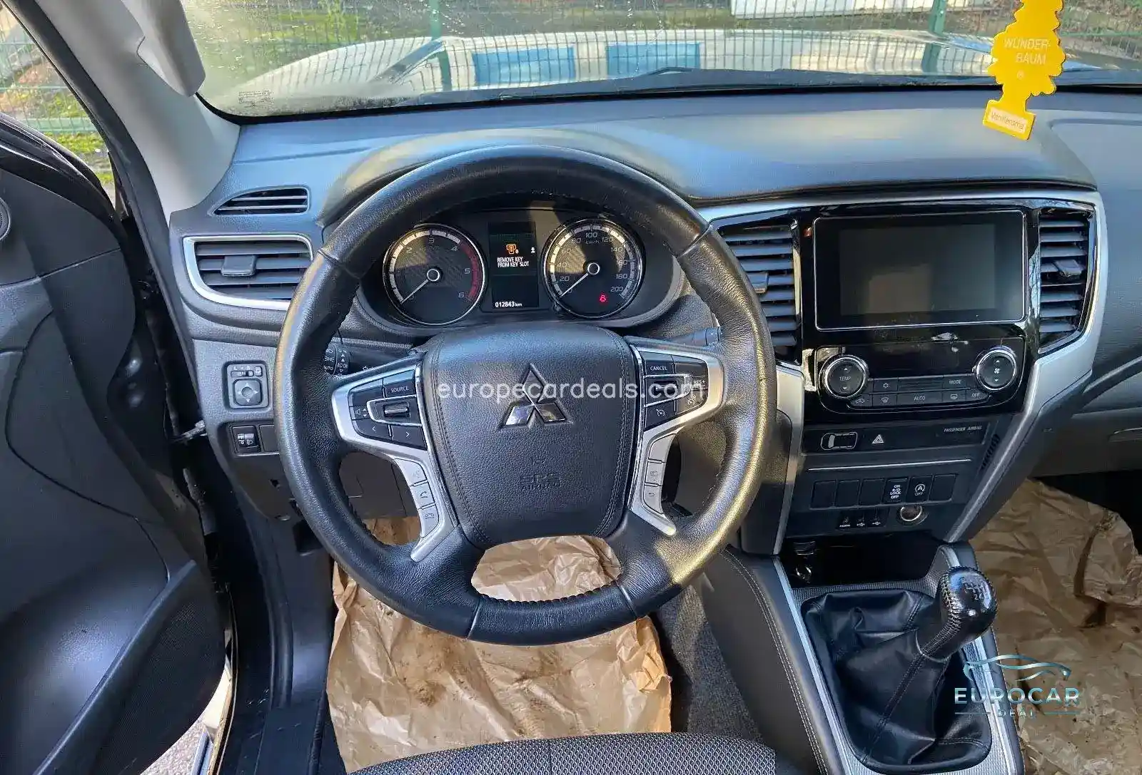 Mitsubishi L200