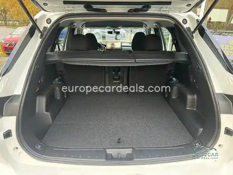 Mitsubishi Plug-in Hybrid Outlander