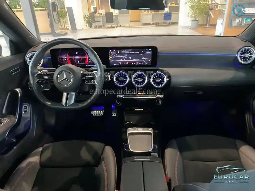Mercedes-Benz CLA 200