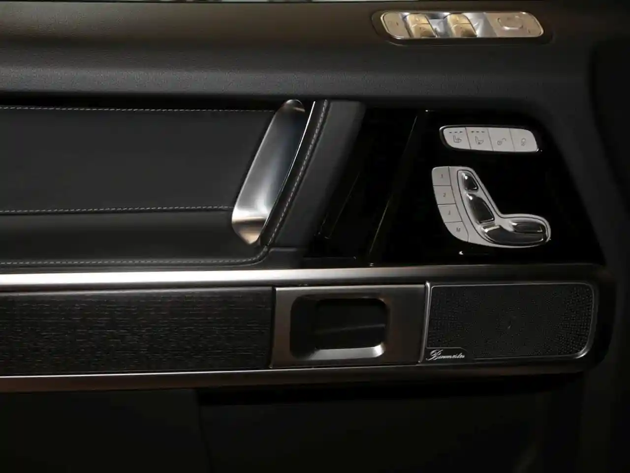 Mercedes-Benz G 500