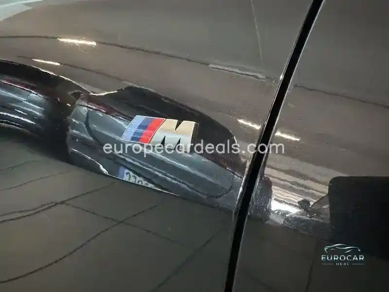 BMW M140i