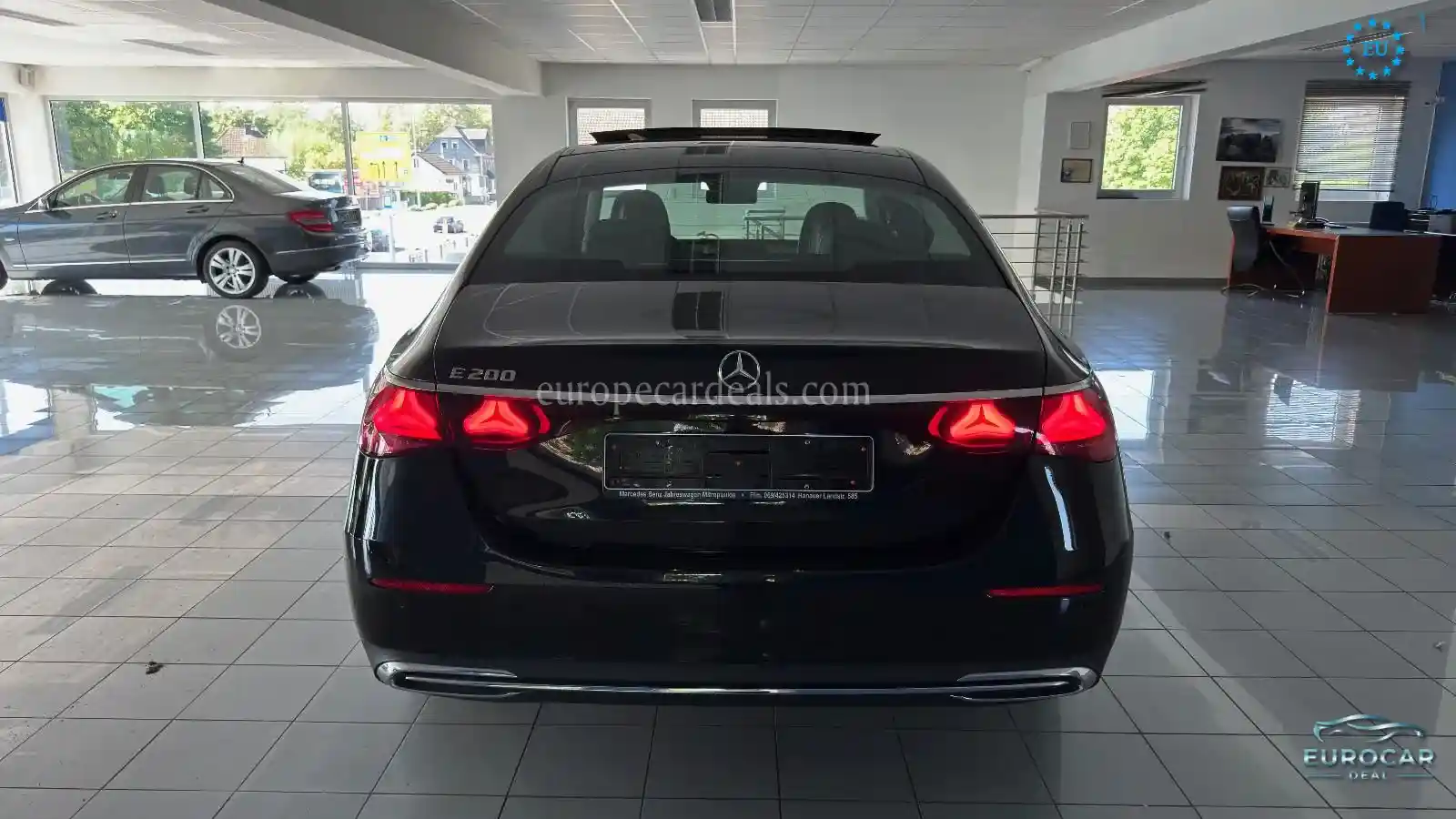 Mercedes-Benz E 200