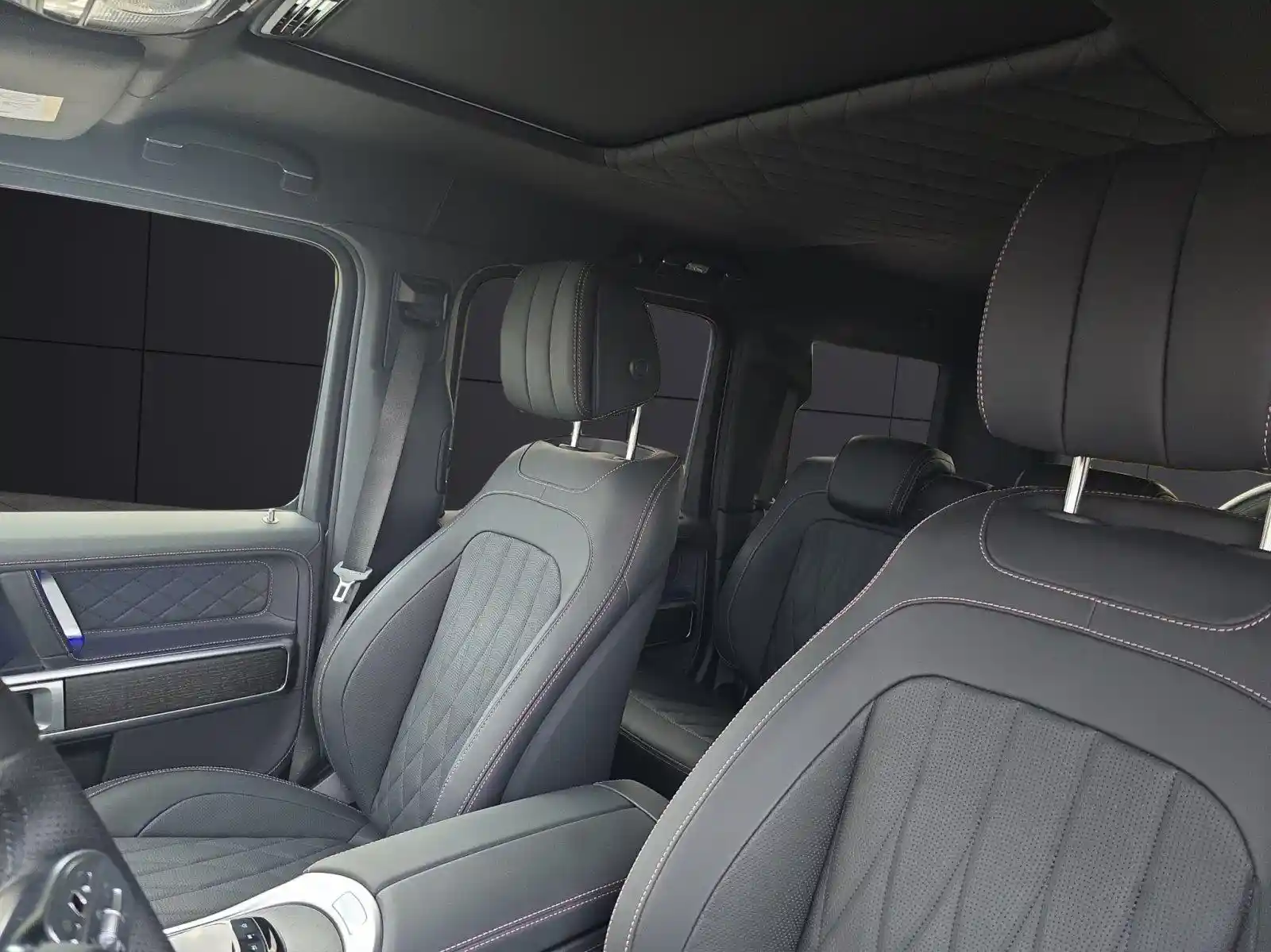 Mercedes-Benz G 500